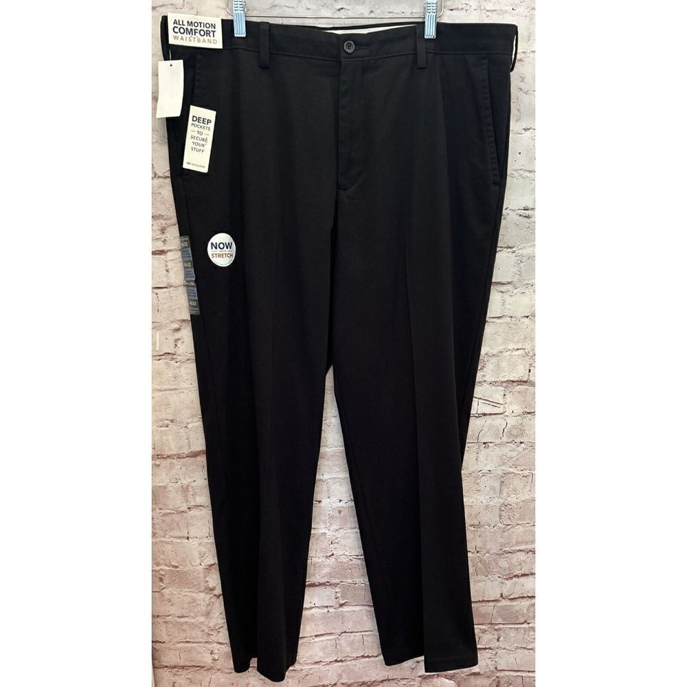 Dockers Mens Easy Khaki Classic Fit Pant Black Flat Front Stretch 40 x 32 NEW